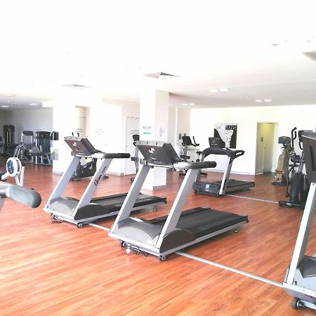 Three-Bedroom Apartment With Amazing View Near Surfers Paradise Guldkusten Exteriör bild